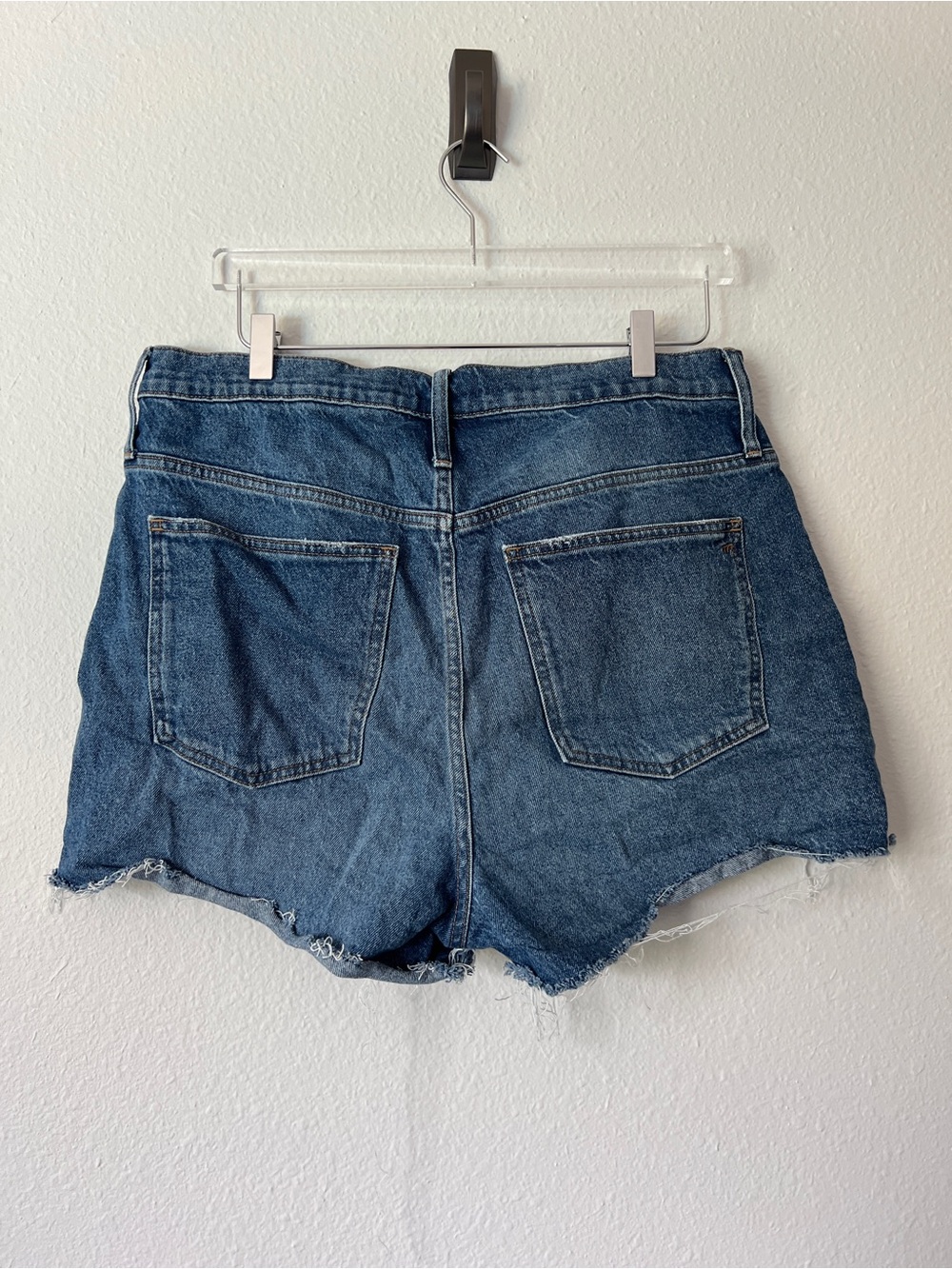 Madewell The Perfect Jean Short in Bartow Wash TENCEL Denim - Picture 5 of 5
